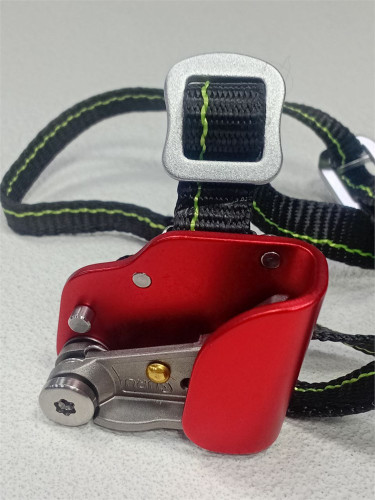  Зажим ножной Guru Glide right в Брянске  